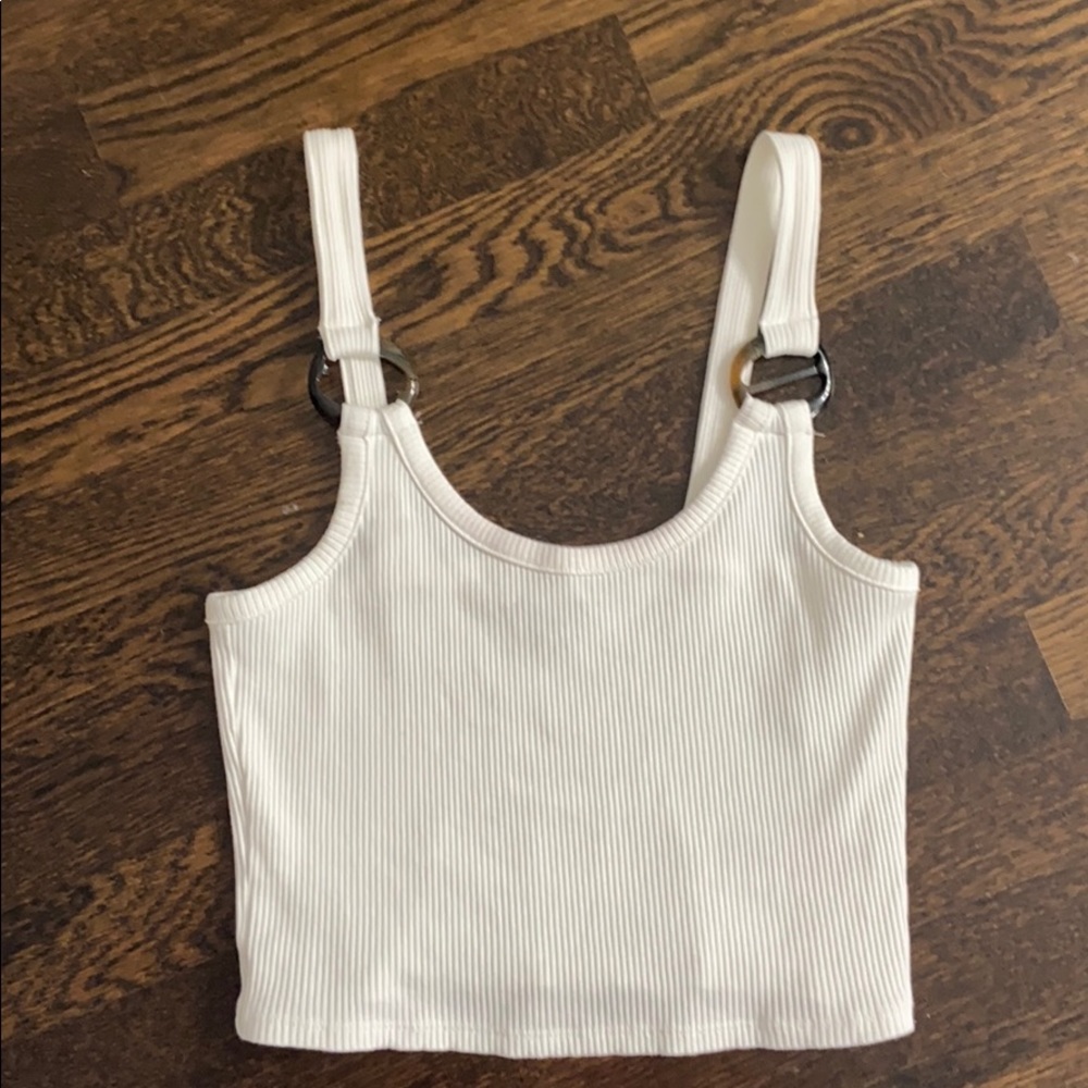 TOPSHOP WHITE CROP TOP
